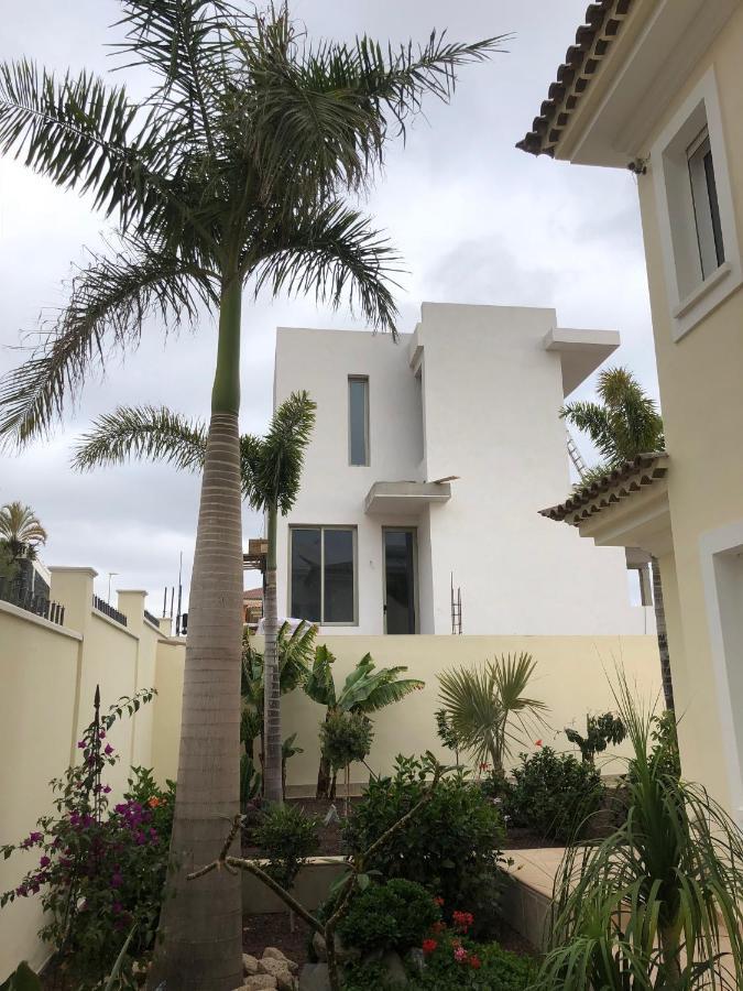 Villa Juliana أذيخي المظهر الخارجي الصورة