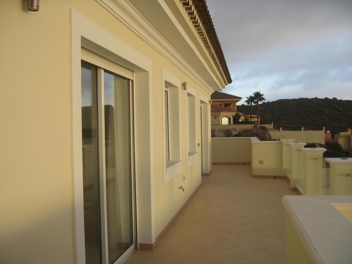 Villa Juliana أذيخي المظهر الخارجي الصورة
